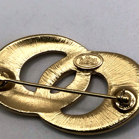 Trifari Vintage Gold Tone Black Enamel Oval Brooch Pin Art Deco Mid Century - Picture 5 of 9